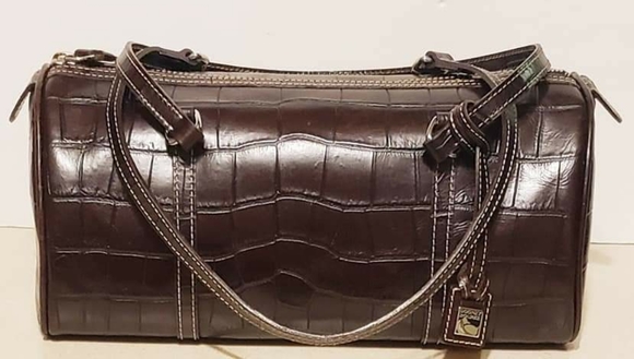 Dooney & Bourke Handbags - D&B Vintage Barrel Bag